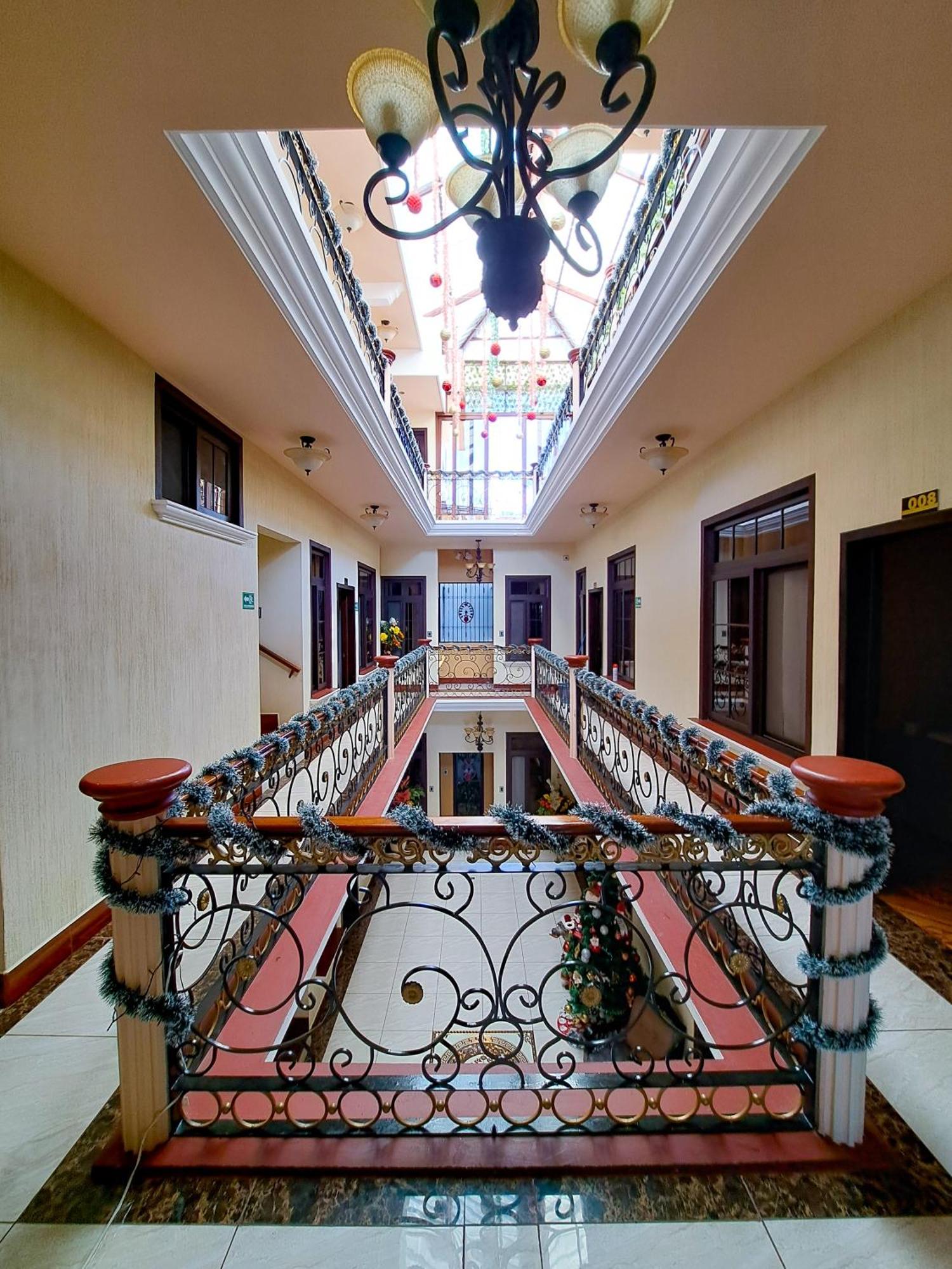 La Mansion Del Gran Jaguar Hotel Retalhuleu Eksteriør billede