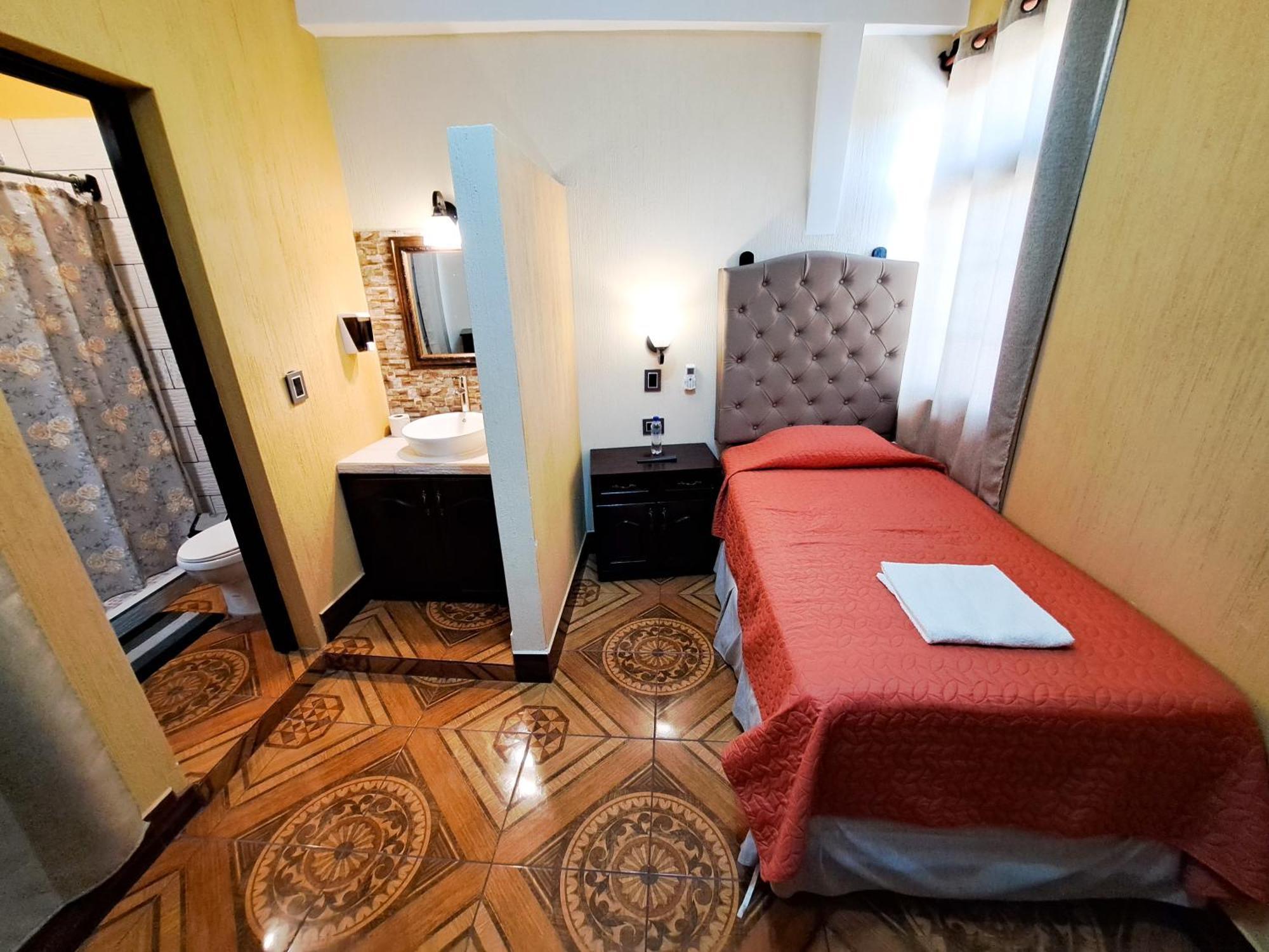 La Mansion Del Gran Jaguar Hotel Retalhuleu Eksteriør billede